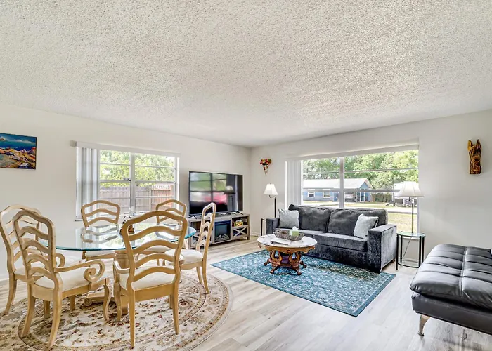 10 Mi To Dtwn Ocala Dog-Friendly Home With Fire Pit